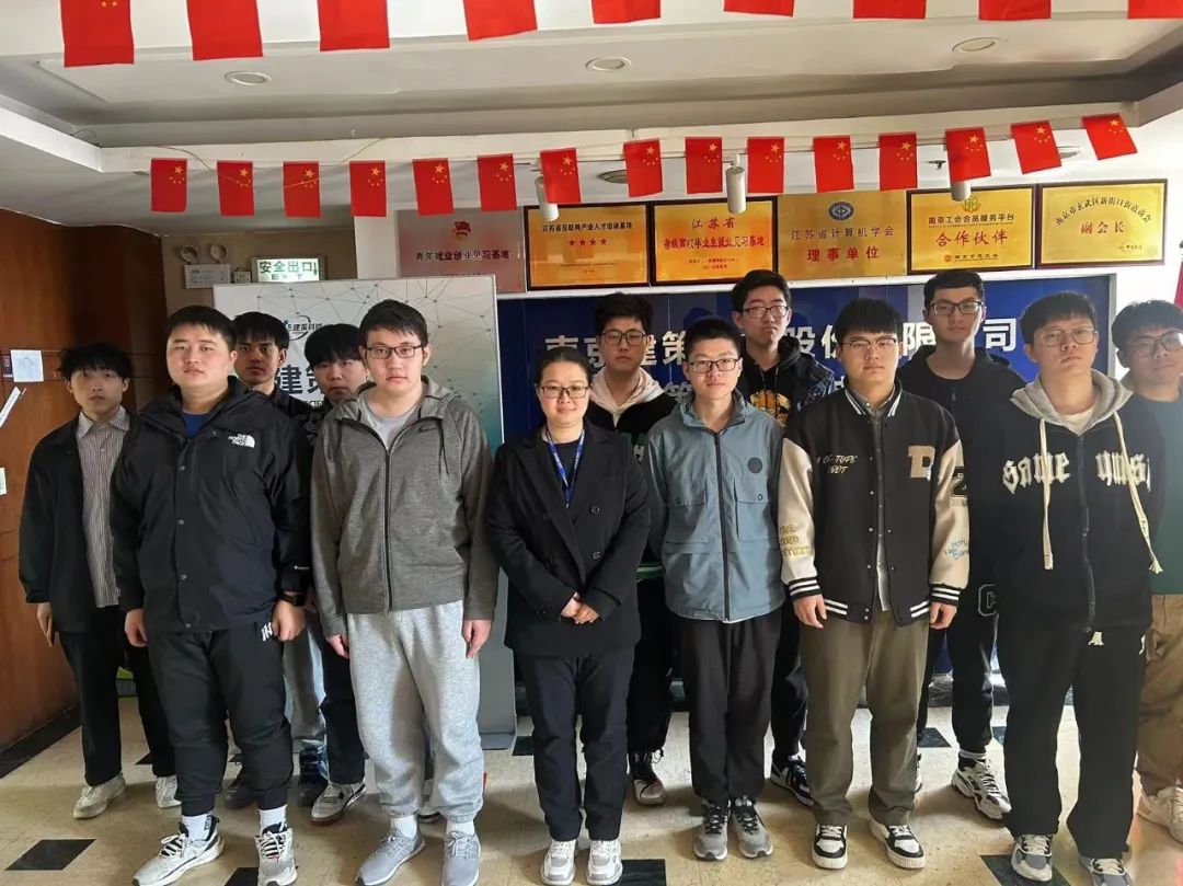 春天最美，萬(wàn)物復(fù)蘇，正是學(xué)習(xí)的好時(shí)光